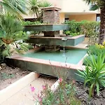 Appartement Les Orangers De Santa Lucia, Vue Et Port, St Raphaël