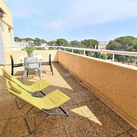 Les Orangers De Santa Lucia, Vue Et Port, St Raphael Apartment