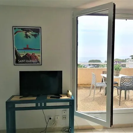 Апартаменты Les Orangers De Santa Lucia, Vue Et Port, St Raphael *